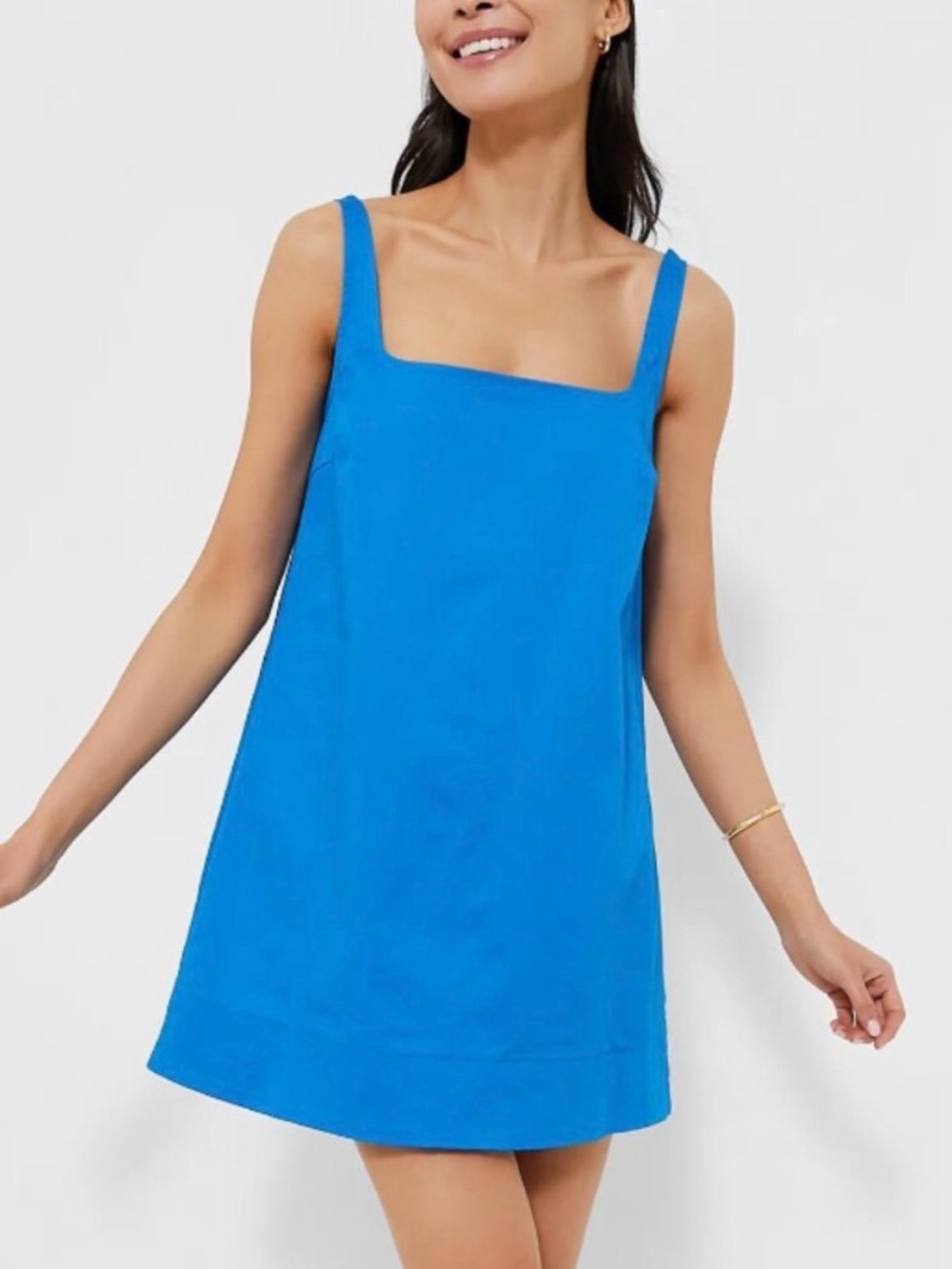 Tuckernuck POMANDER
PLACE Azure Blue Cassie Dress